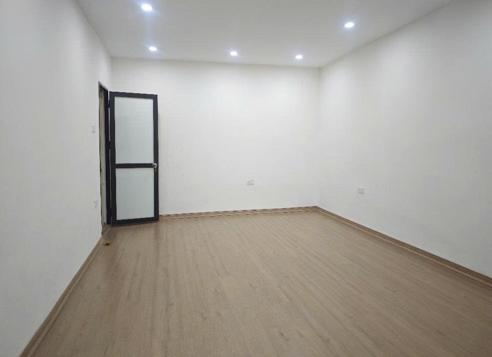 BÁN NHÀ TẬP THỂ NGHĨA TÂN, VIEW HỒ, 50M2, GIÁ CHỈ 2.39 TỶ